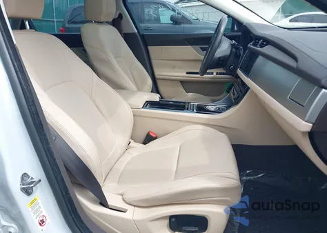 2016 Jaguar Xf 35T Premium из США, поврежденный, VIN SAJBD4BVXGCY20321